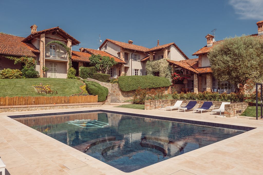 Villa Barbaresco Piedmont Italy Olivers Travels 2