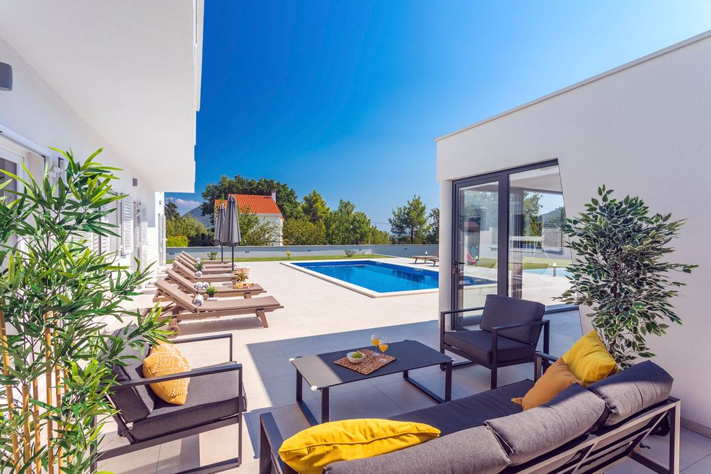 Villa Alcione Dalmatia Olivers Travels 2