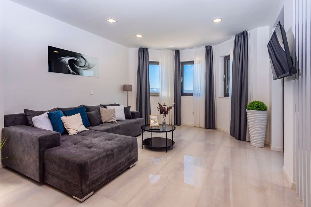 Villa Palmo Dalmatia Olivers Travels 3