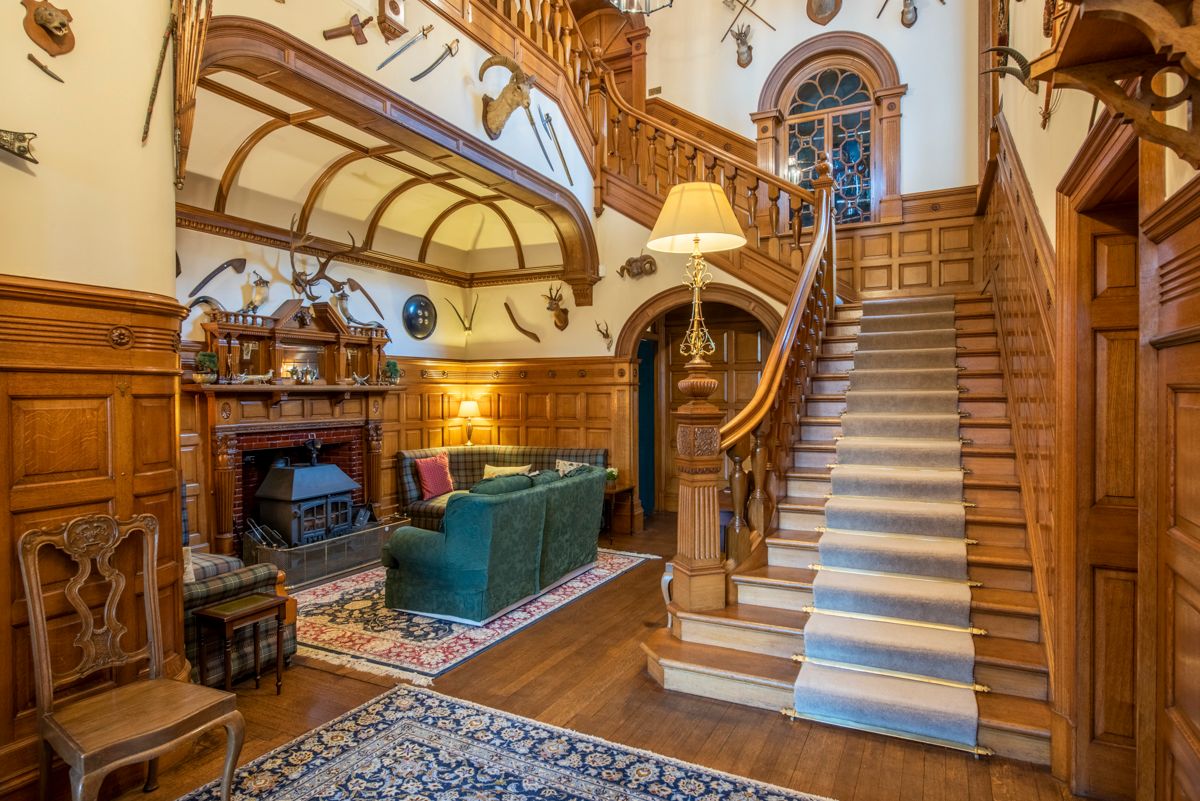 Lochloy Mansion
