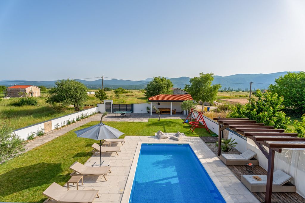 Villa Carol Dalmatia Olivers Travels 02