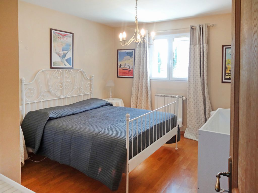 Manoir Cosmopolite Provence Olivers Travels 5