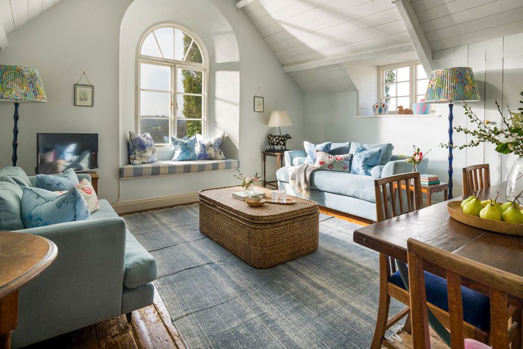 Lostwithiel Groom House Cornwall Olivers Travels2