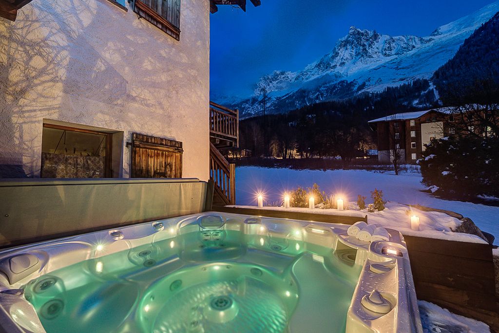 Chalet Emeraud Chamonix OliversTravels 3