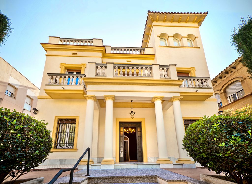 Casa Cartella Barcelona Olivers Travels2