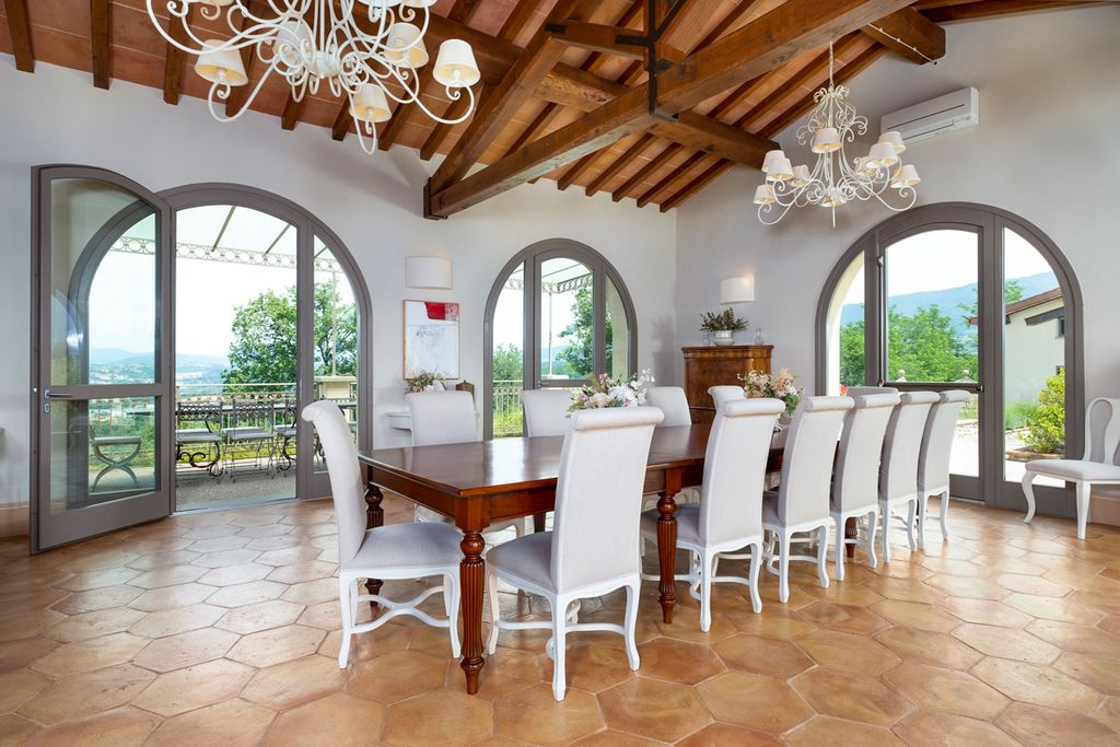 I Tebaldi Tuscany Olivers Travels 5.1