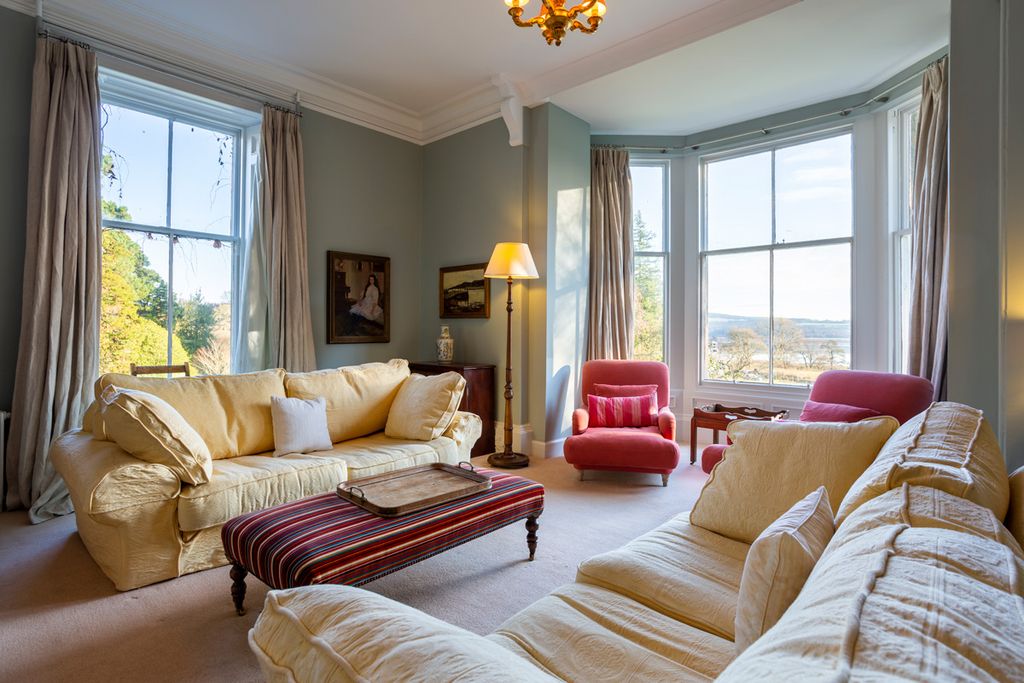Tarbert Country Manor Scotland Olivers Travels 3