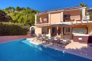 Villa Tropicana Dalmatia Olivers Travels 1