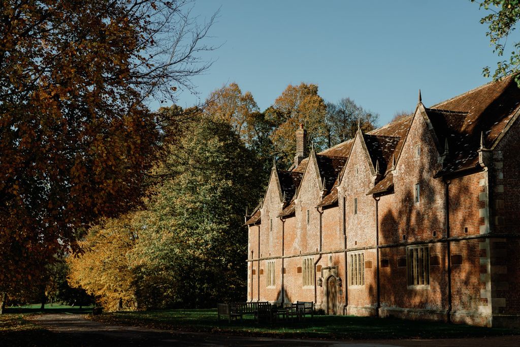 Shaftesbury House Dorset Olivers Travel 1