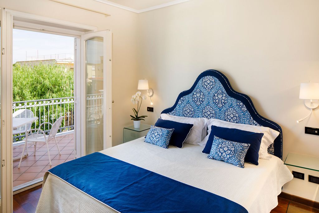 Villa Minerva Sorrento Olivers Travels 5