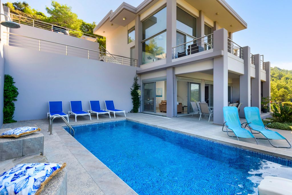 Villa Arthur Rhodes Olivers Travels1