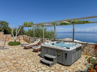 Villa Isole Thea Thalatta Resort Lefkas Olivers Travels 01
