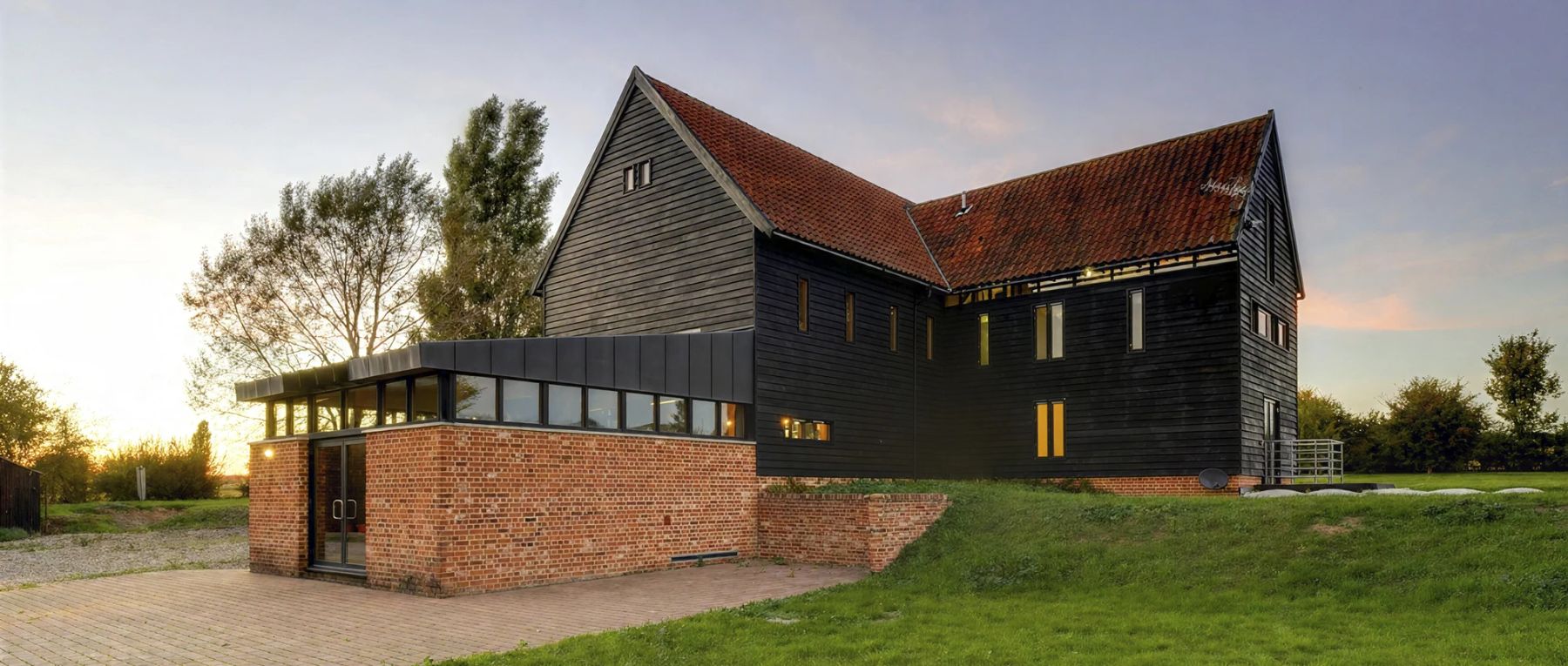 001 chelsworth barn england olivers travels desktop center
