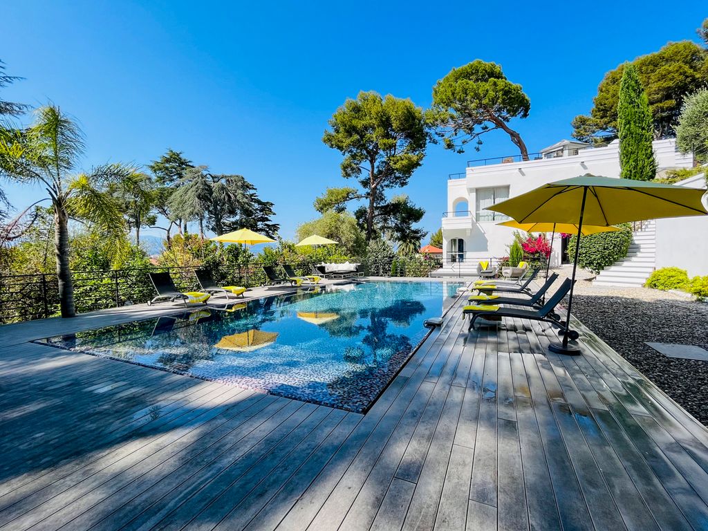 Villa Espiritu French Riviera Olivers Travels1