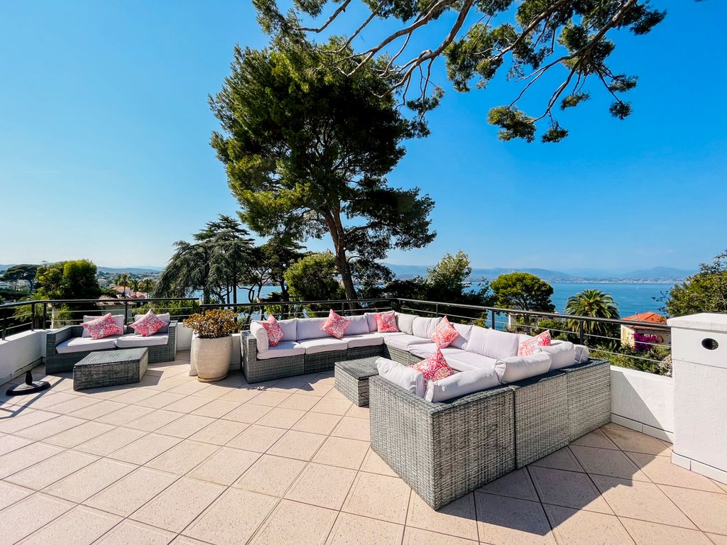 Villa Espiritu French Riviera Olivers Travels2