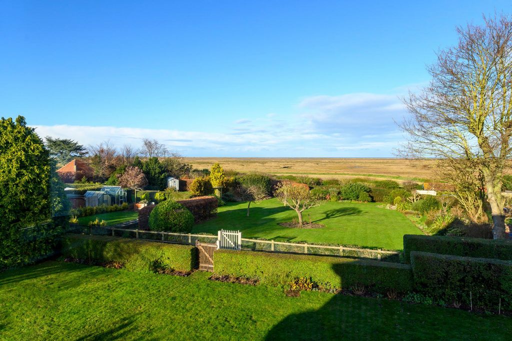 Blakeney House Norfolk Olivers Travels 2