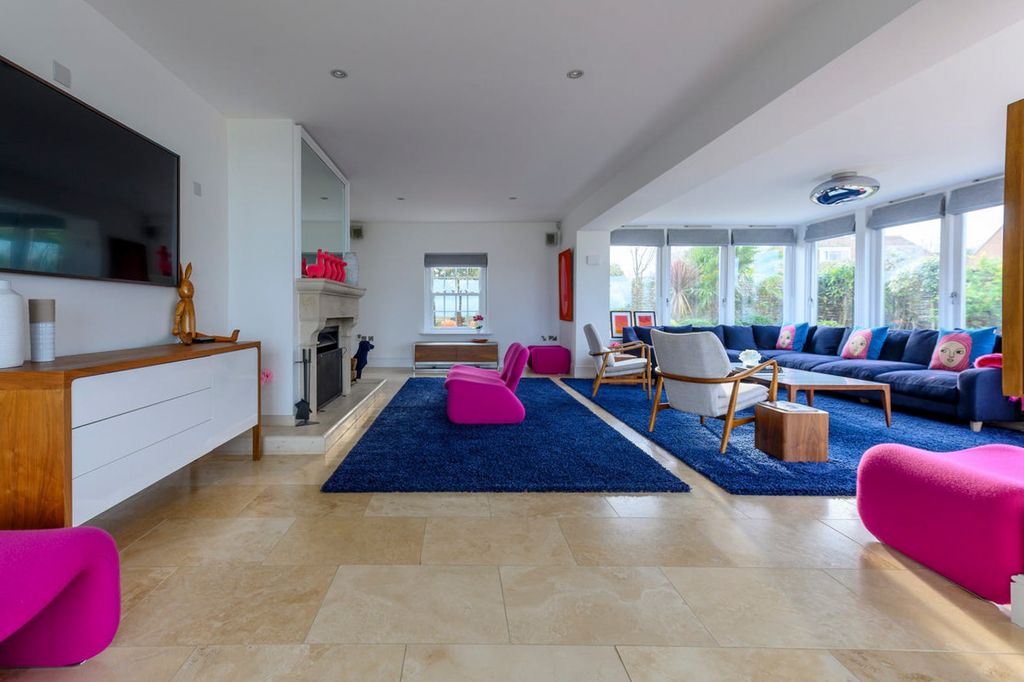 Blakeney House Norfolk Olivers Travels 3