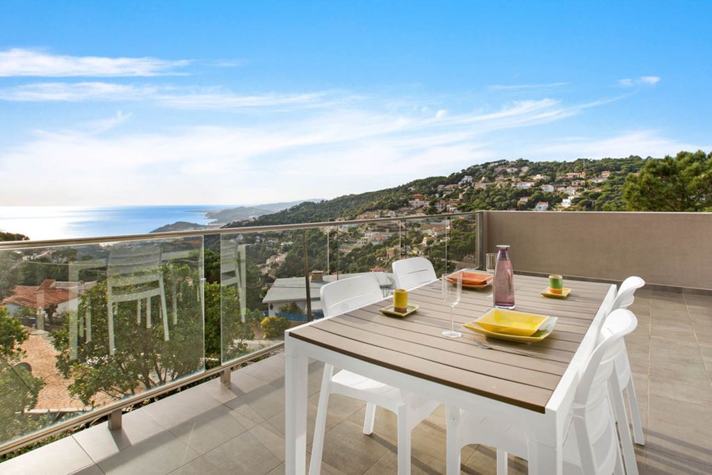 Casa Canyelles Costa Brava Spain Olivers Travels 2