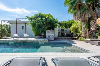 Villa Yucca Langudeoc Olivers Travels1