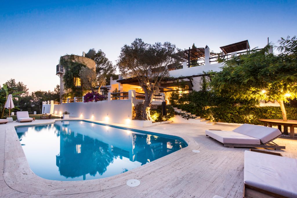 Sunflower Ibiza Ibiza Olivers Travels 1