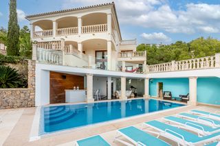 Verano Views Mallorca Olivers Travels 1