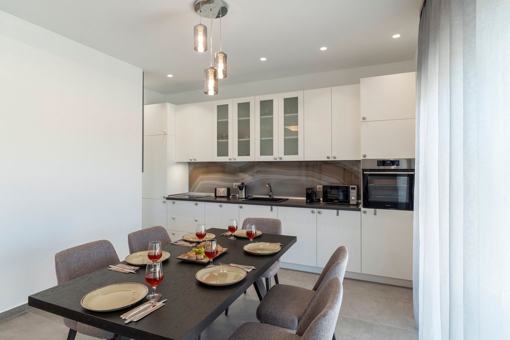 Kolympia Petra Rhodes Olivers Travels 4