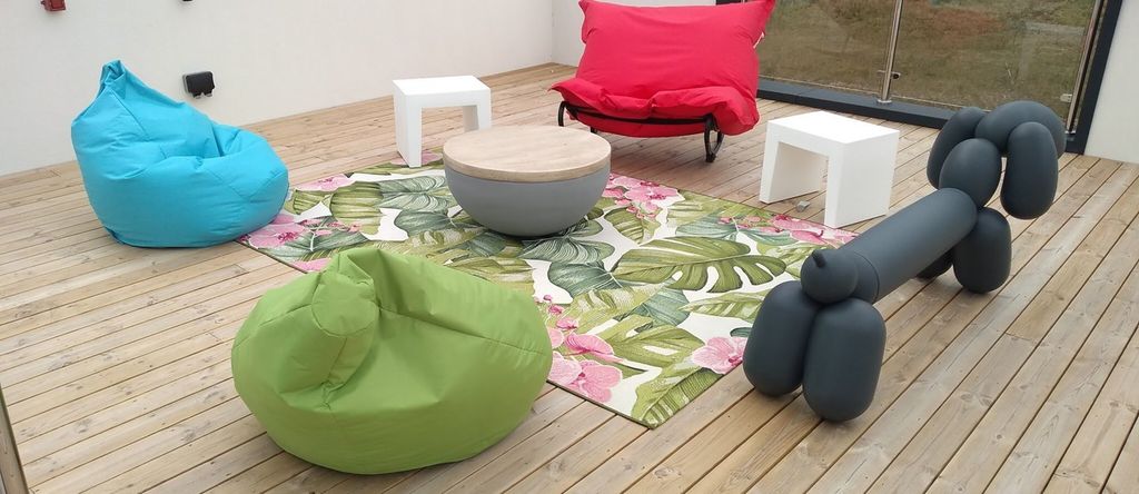 Kingfisher House Olivers Travels 5