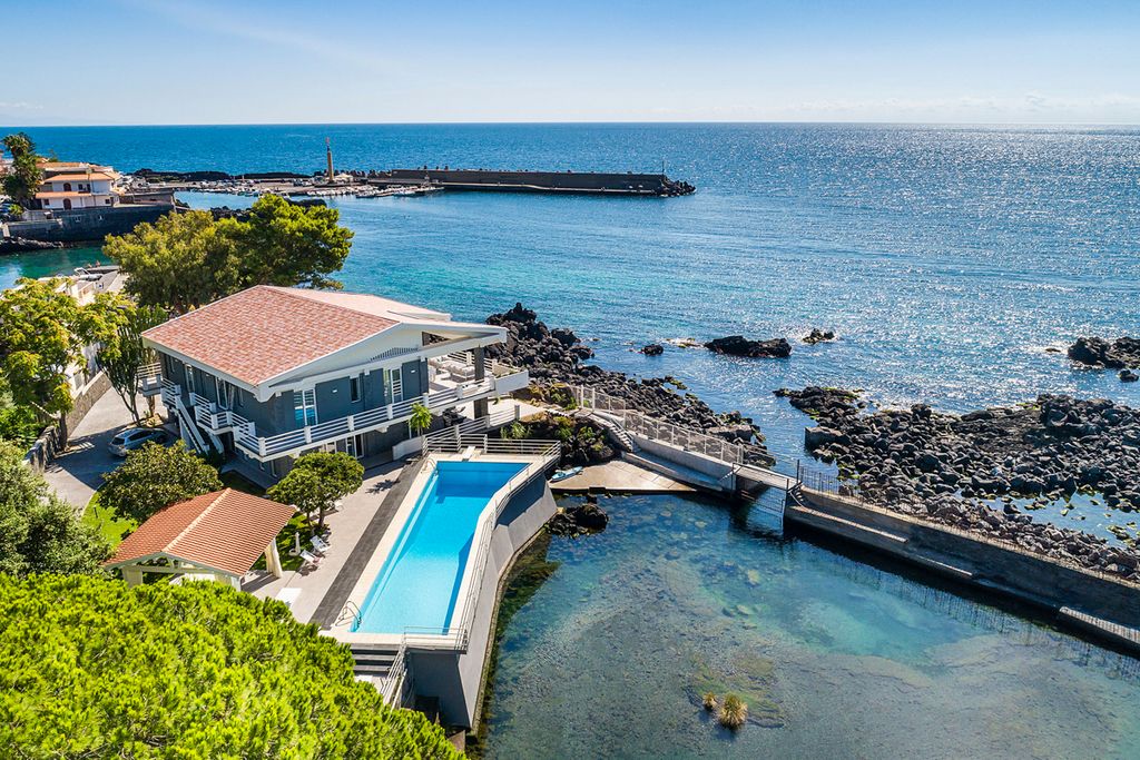 Villa Sul Mare Sicily Olivers Travels1