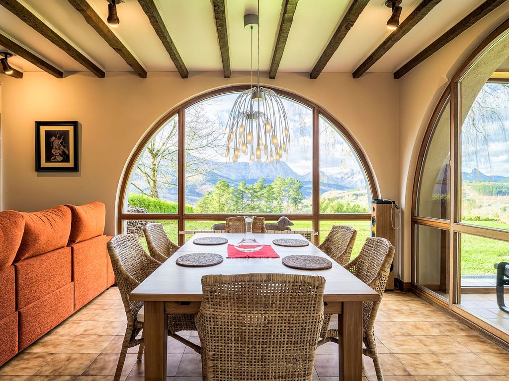 Villa Elorrio Basque Country Olivers Travels 3