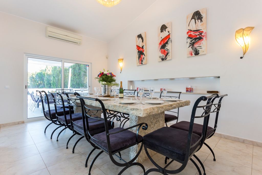 Villa Cristallo Lagos Olivers Travels 4