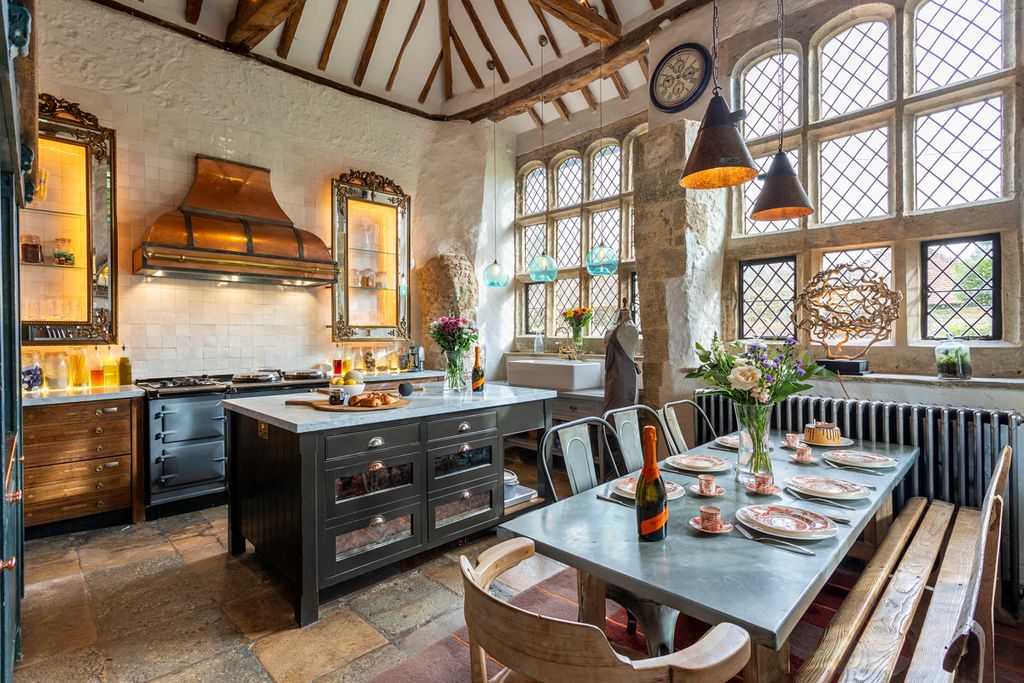 Elizabethan Manor South East Olivers Travels 2
