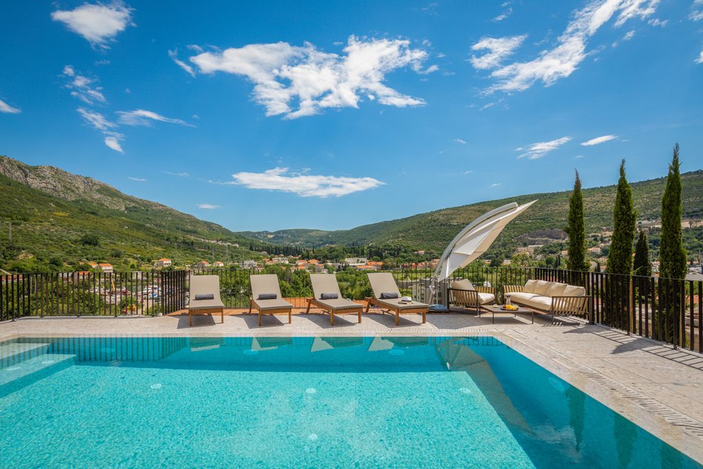 Villa Circe Dubrovnik Olivers Travels 02