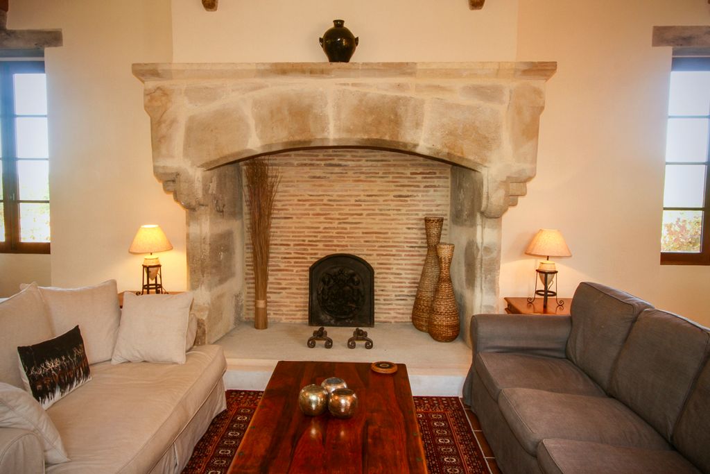 Maison des Vignobles Midi Pyrenees Olivers Traves3