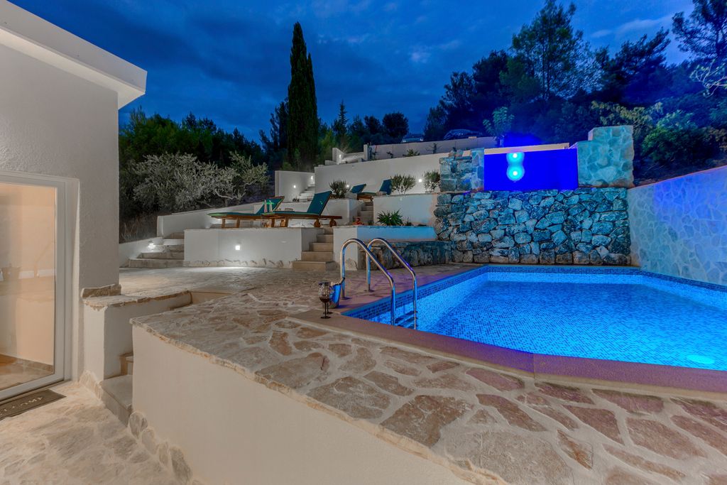 Villa Love Brac Olivers Travels 19