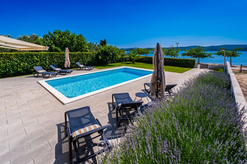 Villa Doria Dalmatia Olivers Travels 02