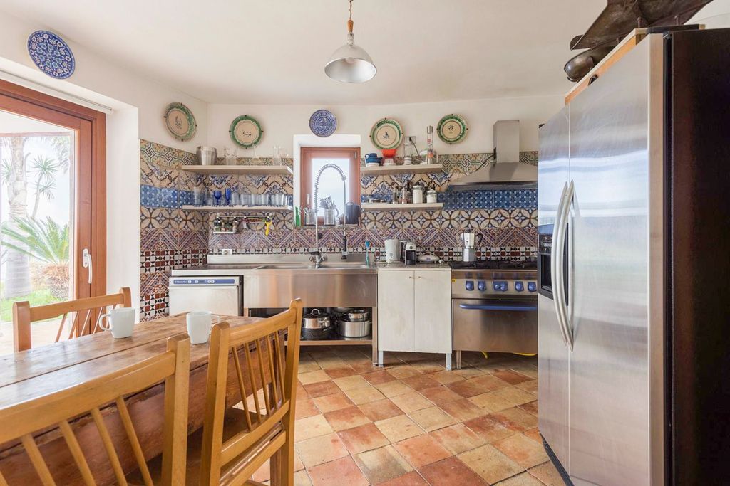 Villa Naxos Italy Sicily OliversTravels 5