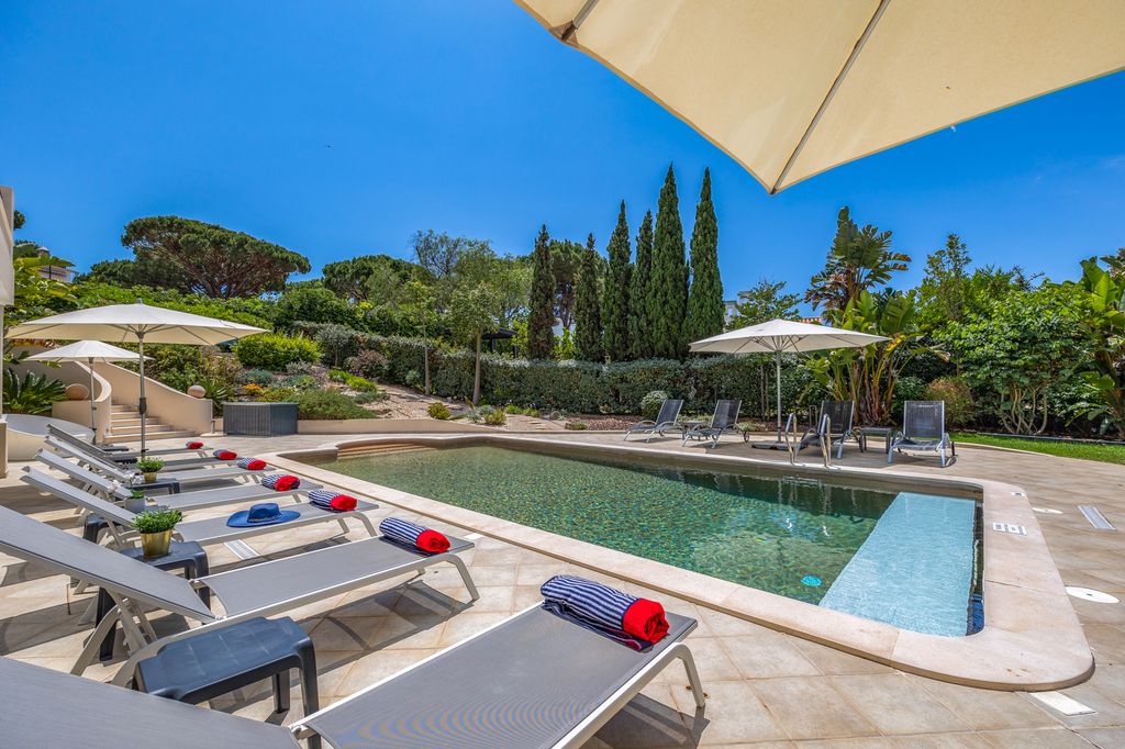 Villa Marea Vale do Lobo Olivers Travels 02