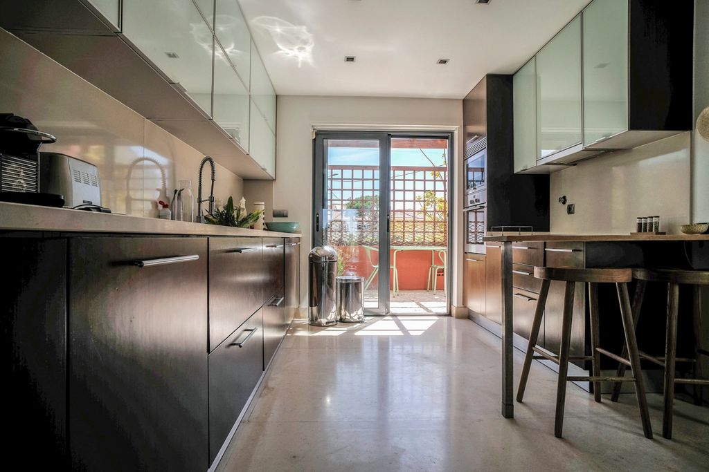 Villa Fiori Lisbon Olivers Travels 5