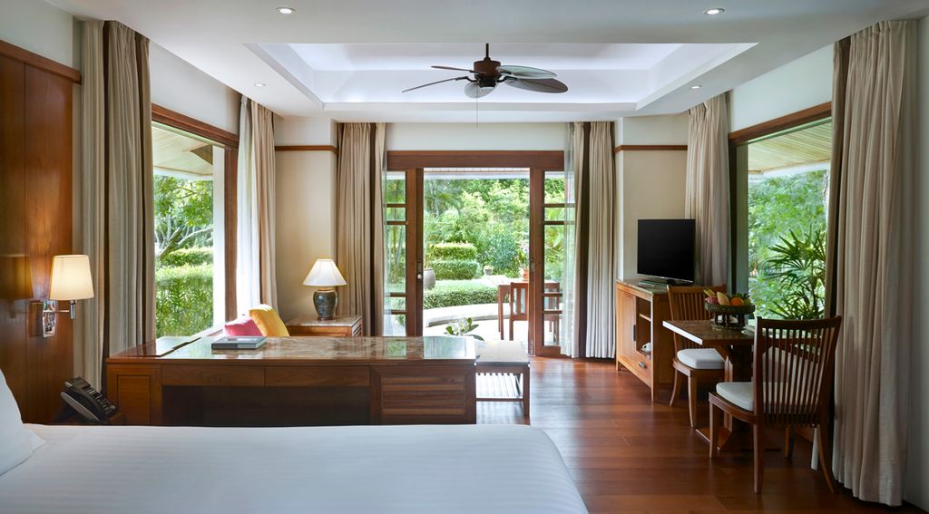 Mekong Suite Santiburi Resort Olivers Travels 3