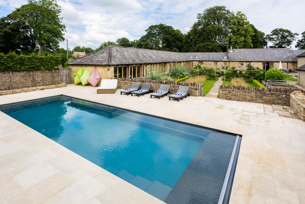 Lavender Farmhouse Cotswolds Olivers Travels1