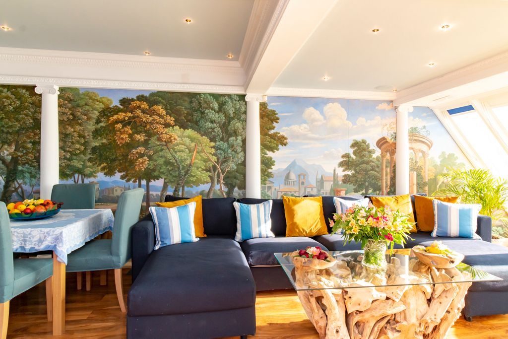 Riviera Apartment The Breakers Olivers Travels 3