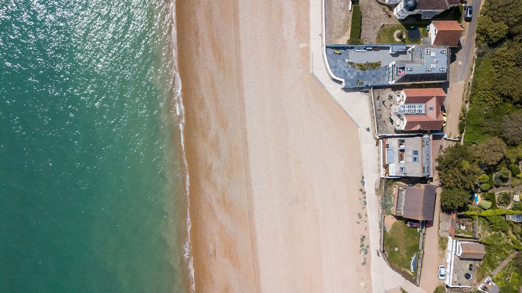 Riviera Apartment The Breakers Olivers Travels 21