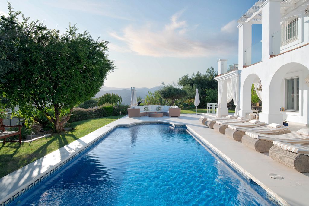 Villa Risas Costa Del Sol Olivers Travels 5