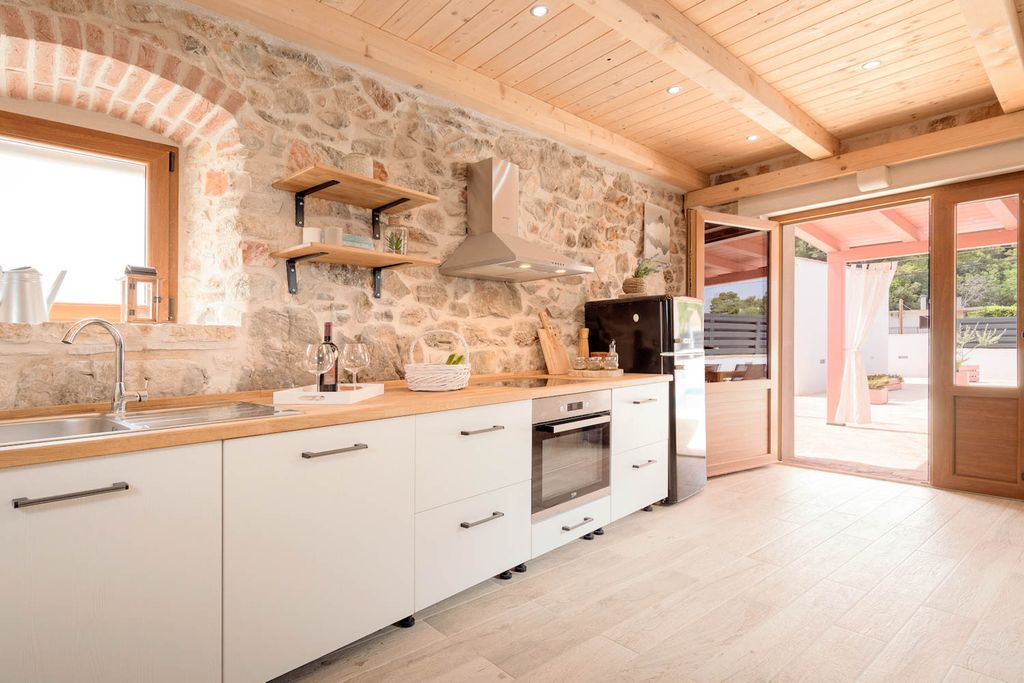 Villa Kobalt Dalmatian Island Croatia Olivers Travels 4