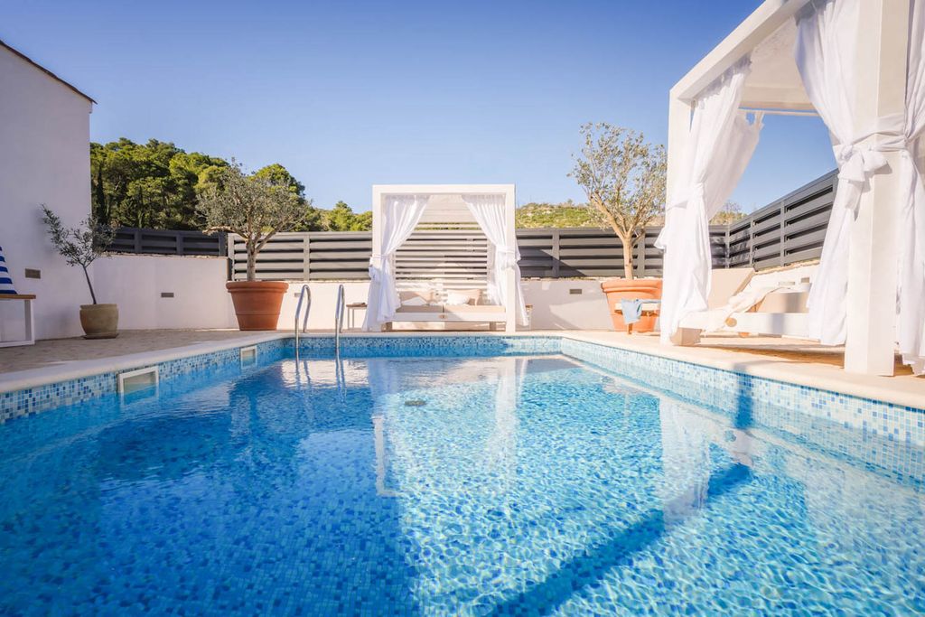 Villa Kobalt Dalmatia Islands Olivers Travels 5