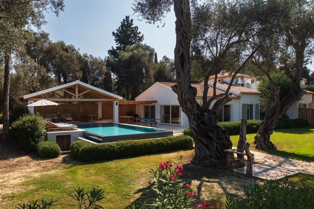 Villa Zo Corfu Greece OliversTravel 1