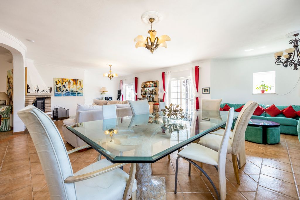 Casa Lombos Carvoeiro Olivers Travels4