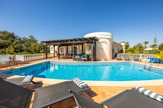 Casa Lombos Carvoeiro Olivers Travels1