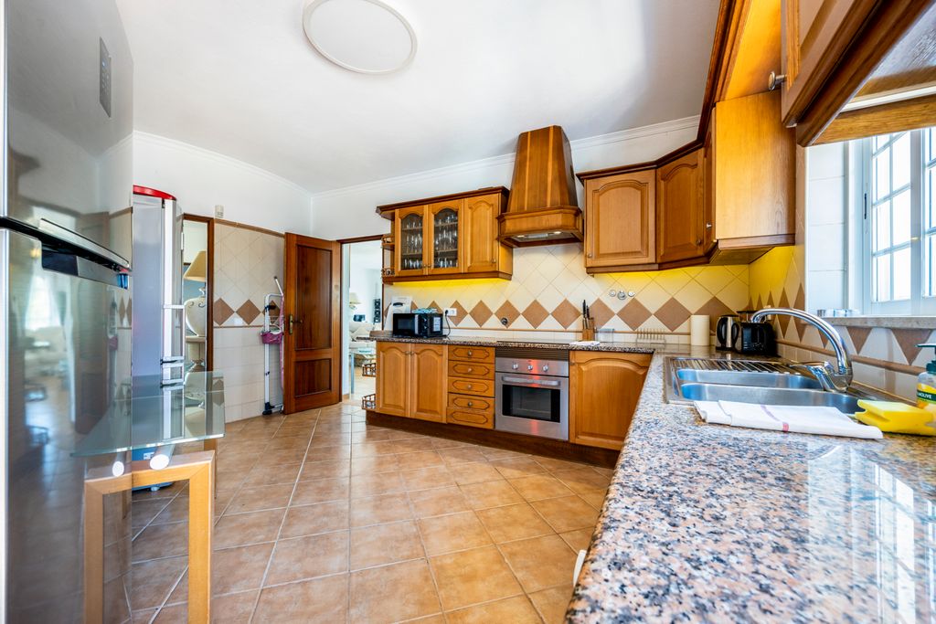 Casa Lombos Carvoeiro Olivers Travels5