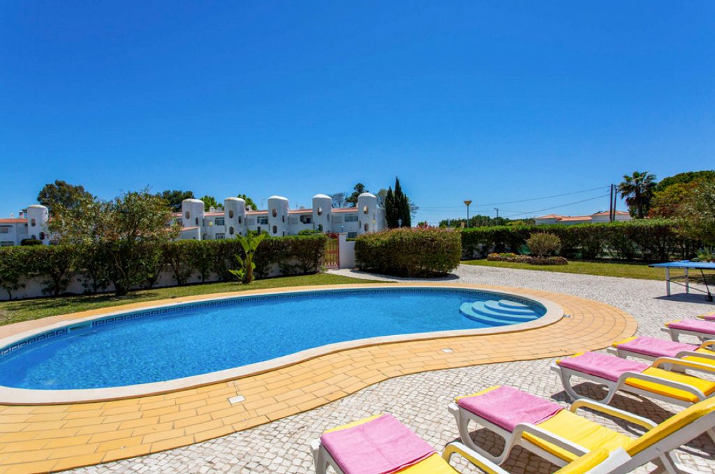 Alporchinhos Rosa Carvoeiro Olivers Travels 2